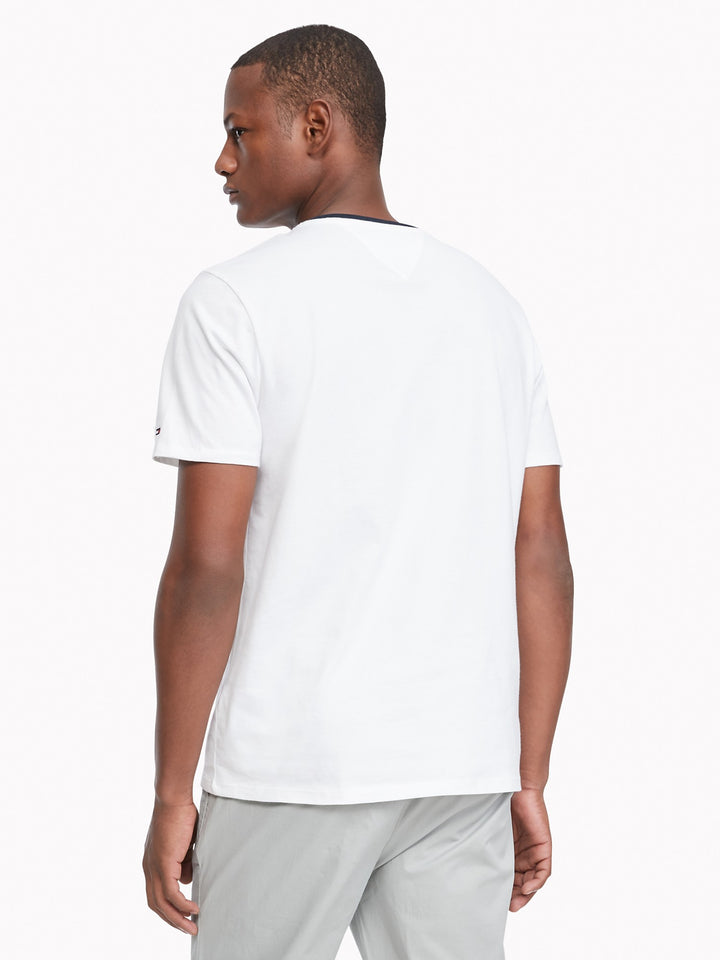 TOMMY HILFIGER ESSENTIAL LOGO T-SHIRT - Naughty Panda Outlet
